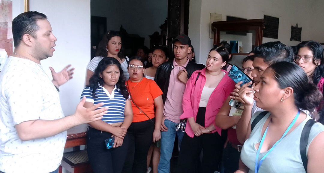 Estudiantes fortalecen sus conocimientos en cultura e historia nacional