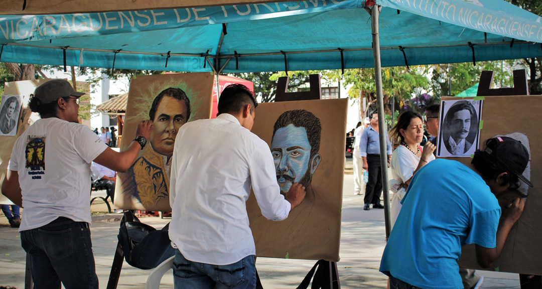 Movimiento pictórico de la UNAN-León realiza obras de Rubén Darío.