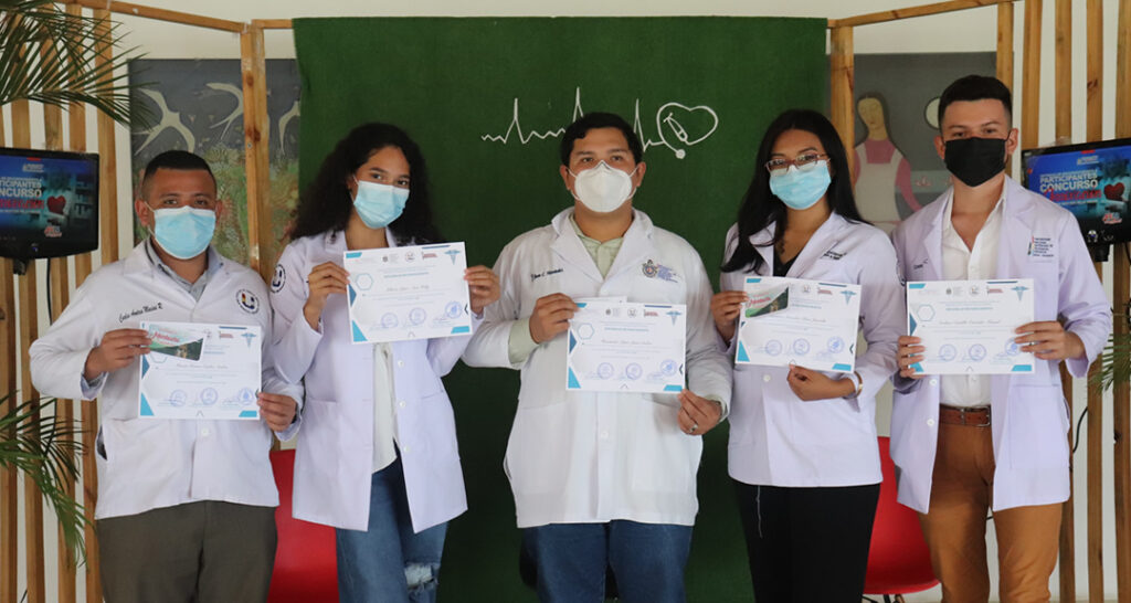 UNAN-Managua y MINJUVE reconocen aporte estudiantil en la gestión en salud