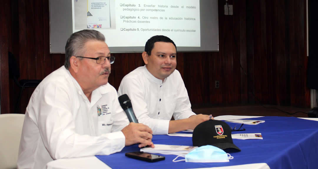 Docente investigador Adolfo Díaz Pérez presenta su libro «Otro rostro de la enseñanza de la historia de Nicaragua»