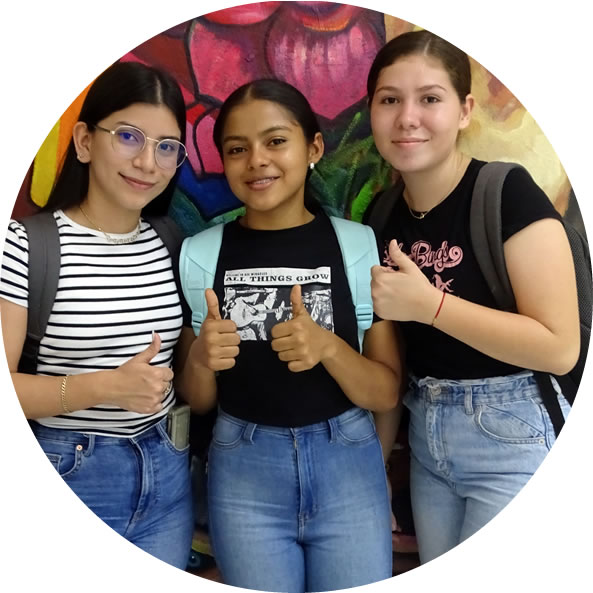 Unidas por el estudio, la amistad y el emprendimiento, la historia de tres estudiantes del CUR-Chontales UNAN-Managua