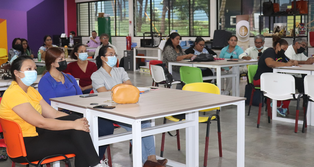 Emprendedores nicaragüenses reciben capacitación sobre inteligencia emocional