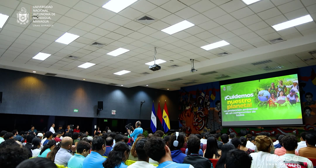 Segundo simposio científico fomenta en los estudiantes el cuido y protección de nuestra madre tierra