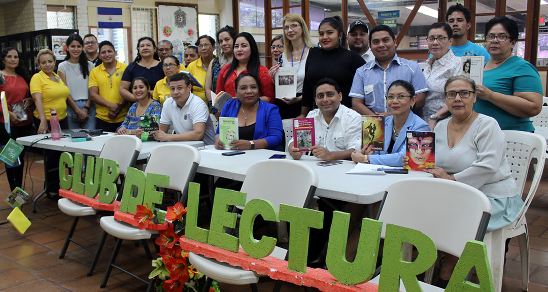 Club de Lectores organiza conversatorio reflexivo sobre las actividades de 2023