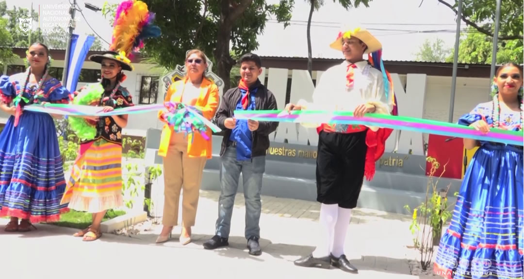 UNAN-Managua inaugura espacio fotográfico para graduados, en el Recinto Universitario Rubén Darío