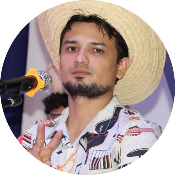 Joxan López: pasión por la educación, el diseño gráfico y la música