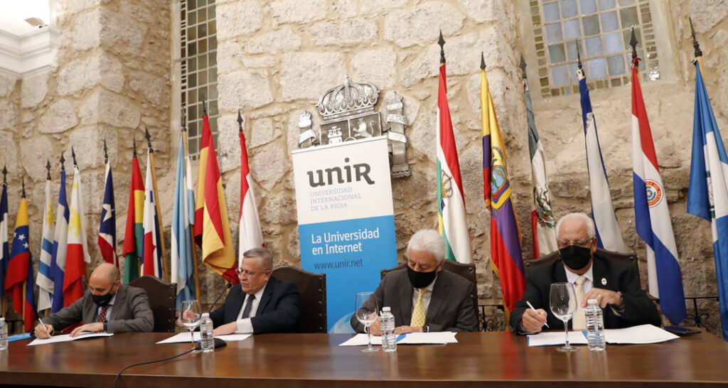 UNIR y otras cinco universidades de Mesoamérica firman una declaración conjunta para impulsar la cooperación interuniversitaria y cerrar las brechas digitales