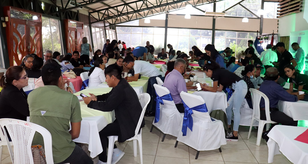UNAN-Managua capacita en temas financieros a socios de cooperativas