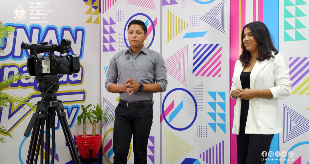 Estudiantes de diferentes carreras muestran su talento y habilidades comunicacionales