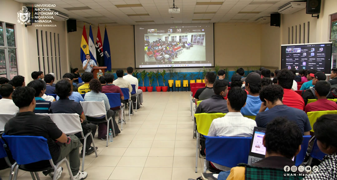 Destacan mediante conferencia los avances de las telecomunicaciones en nuestro país