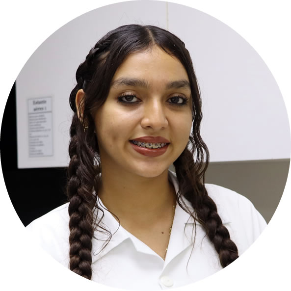 Olga Calderón: «Como química farmacéutica quiero aportar al desarrollo científico de Nicaragua»