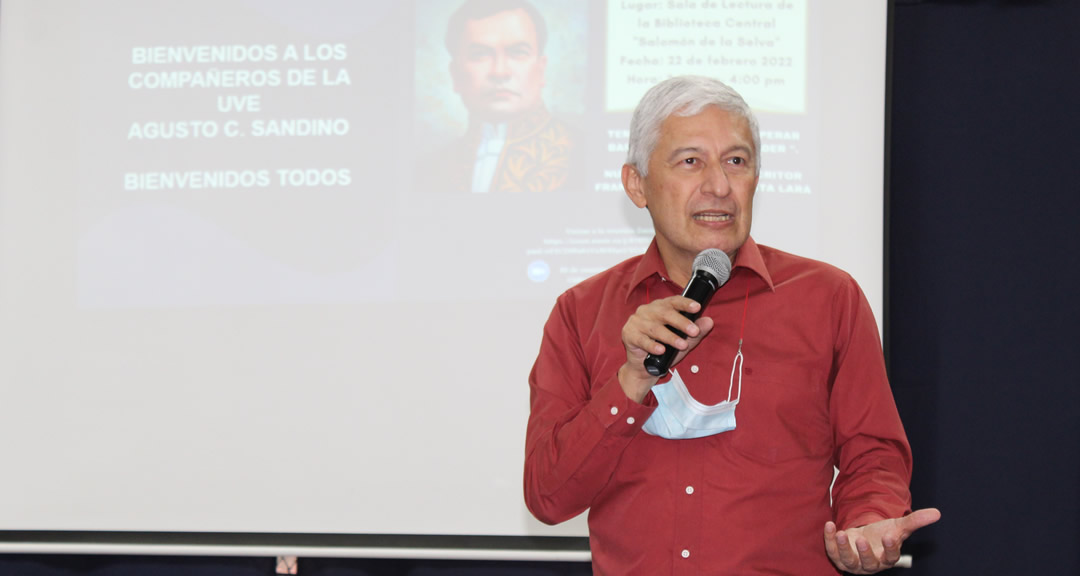 Escritor nicaragüense Francisco Bautista Lara comparte reflexiones de la vida y obra de Darío