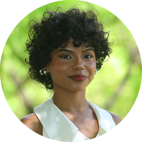 Nohelia Ortiz, joven multifacética, apasionada por las ciencias económicas y los escenarios