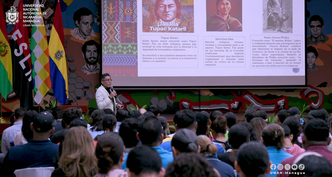 Comunidad universitaria conoce historia del Estado Plurinacional de Bolivia