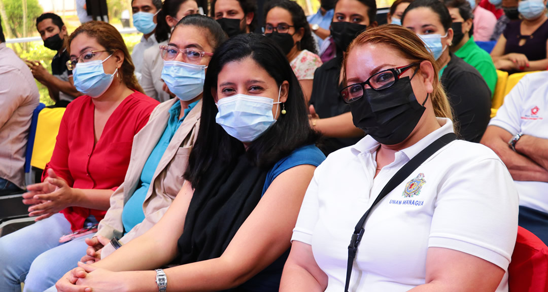 Maestros universitarios celebran su día