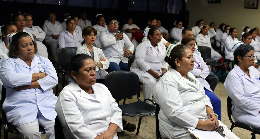 UNAN-Managua y MINSA contribuyen a la especialización de enfermeras y enfermeros en el país
