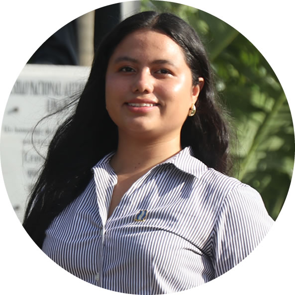 Adriana Alaniz: «Me veo como una profesional integral y comprometida con servir al pueblo»