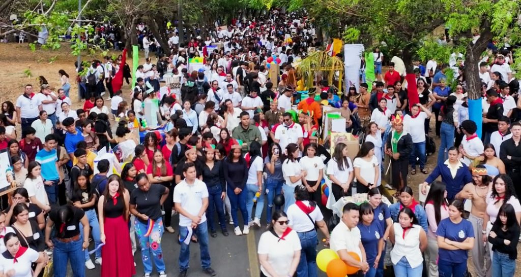 Feria universitaria memoria histórica, identidad y compromiso revolucionario