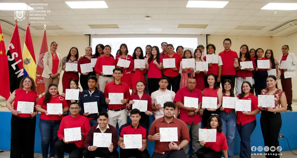 Protagonistas del Instituto Confucio culminan con éxito el curso de Chino Mandarín
