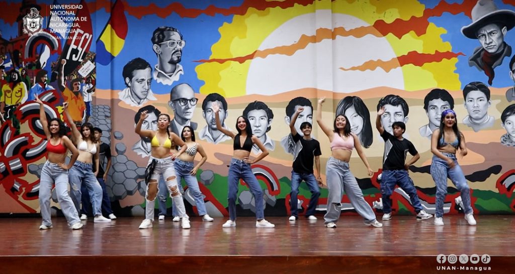 Juventud disfruta de Festival Departamental de Freestyle y la Gala Anual de Danza Urbana