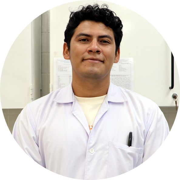 Henry Obando: «Desde la Ingeniería Ambiental se promueve el desarrollo sustentable»