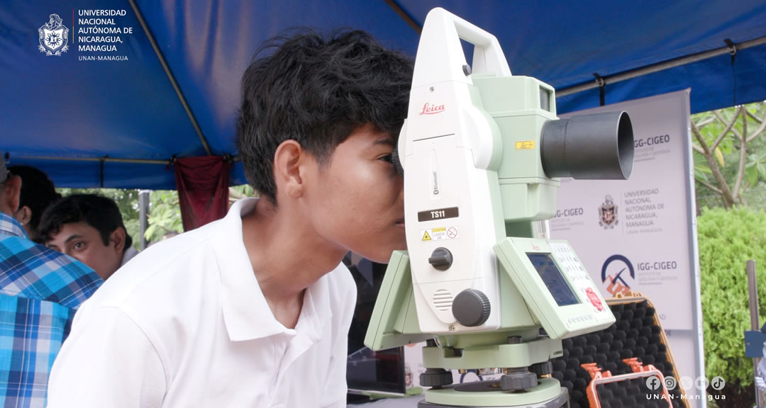 UNAN-Managua, MINJUVE y la FES realizan la Feria Un día con la Ciencia
