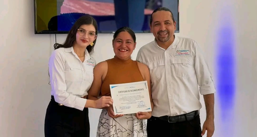 Hansy Obando: joven investigadora y estudiante destacada en su formación como socióloga