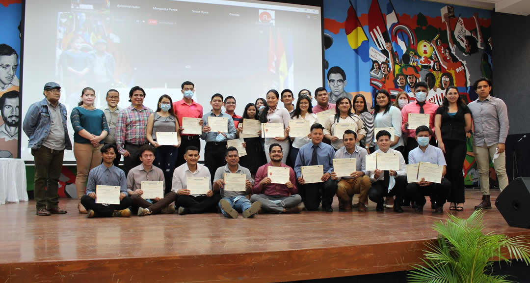 Estudiantes que participan en el proyecto INICIA finalizaron la etapa formación académica