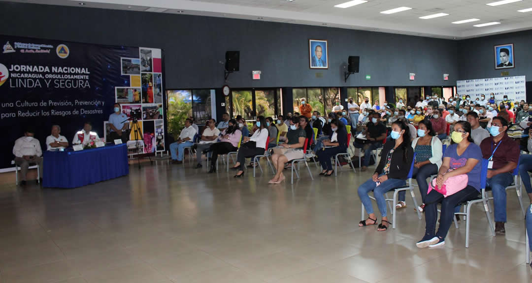 Comunidad universitario que asistió al foro.