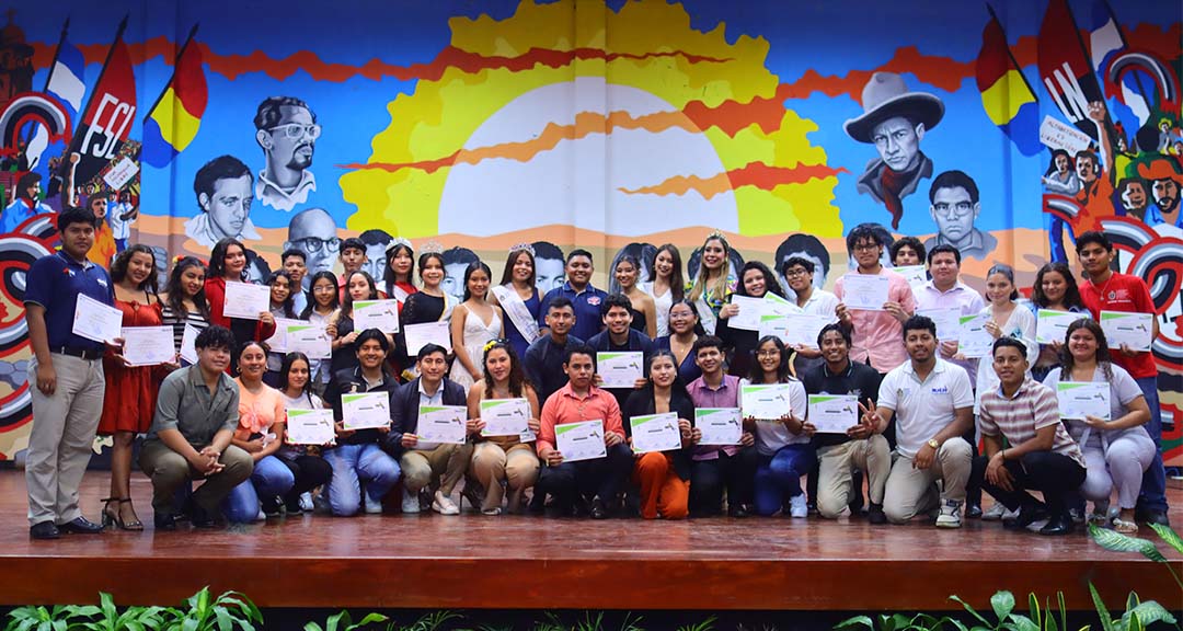 UNEN otorga reconocimientos a jóvenes protagonistas que impulsan acciones para preservar nuestro patrimonio cultural y medioambiental
