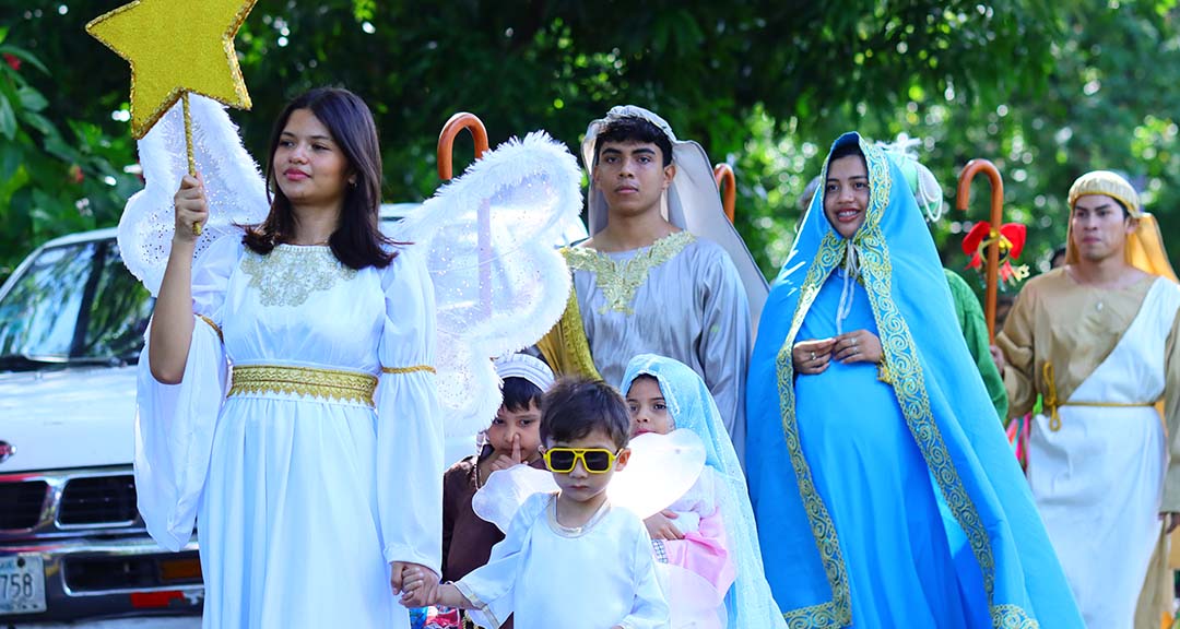 Mimados de la Revolución celebran con alegría posada y pastorelas con vísperas a las festividades decembrinas