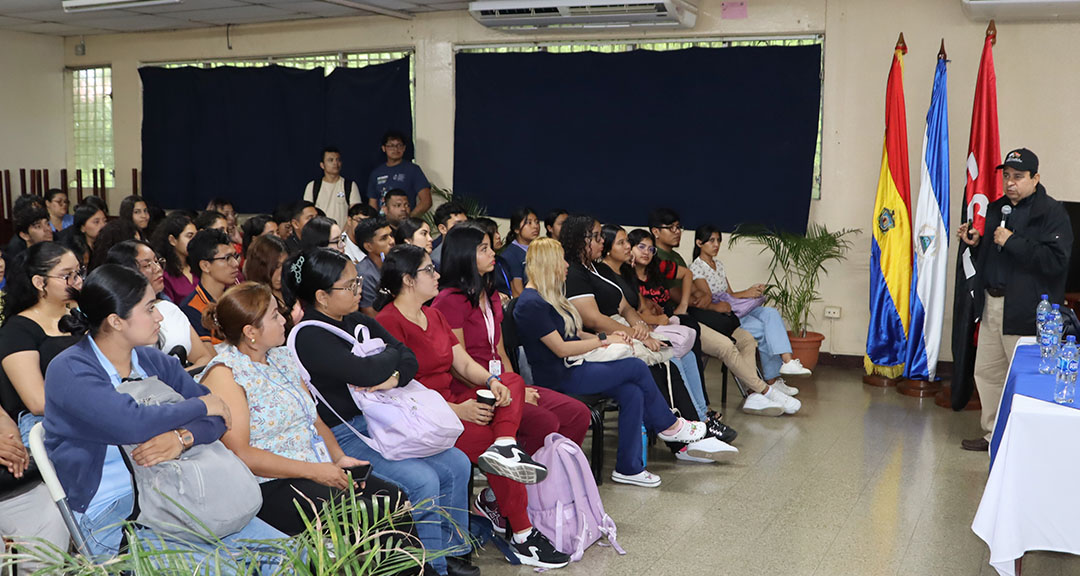 El espíritu y la lucha del Dr. Oscar Danilo Rosales Argüello inspiran a nuevos profesionales de la salud