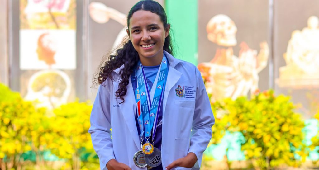 Nahíma Silva: Subcampeona Centroamericana de Voleibol Playa