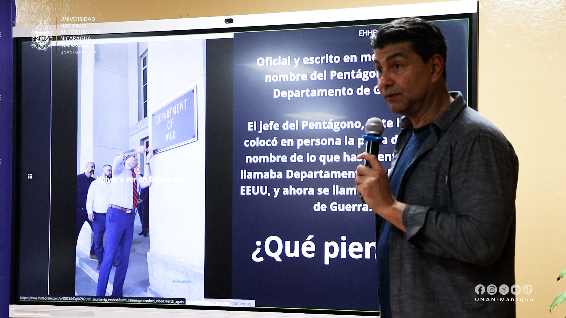 Futuros comunicadores participan en un espacio de intercambio con el compañero Abraham Istillarte