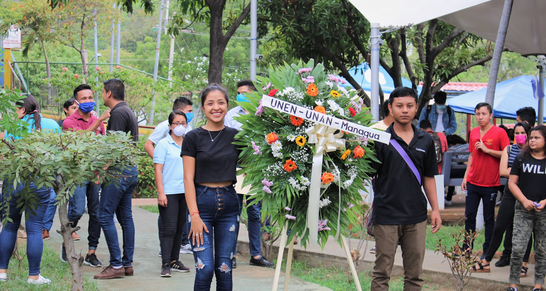 Comunidad universitaria rinde homenaje a Marlon Zelaya portada