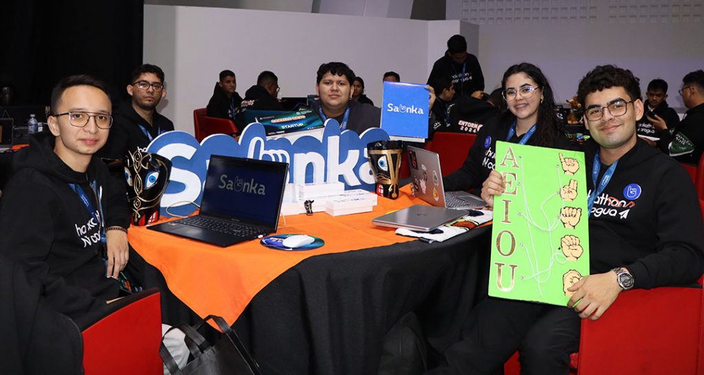 Productos Innovadores elaborados por estudiantes de la UNAN-Managua desde las plataformas que aportan al desarrollo social, económico o ambiental de las familias y comunidades