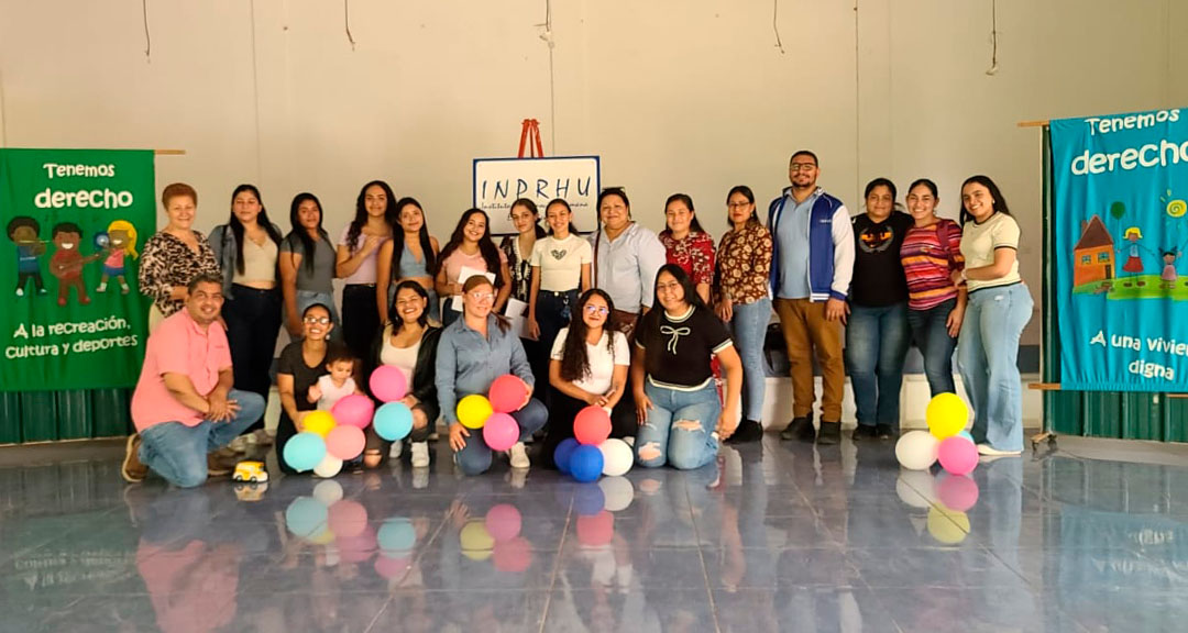 Estudiantes de Trabajo Social participan en visita académica