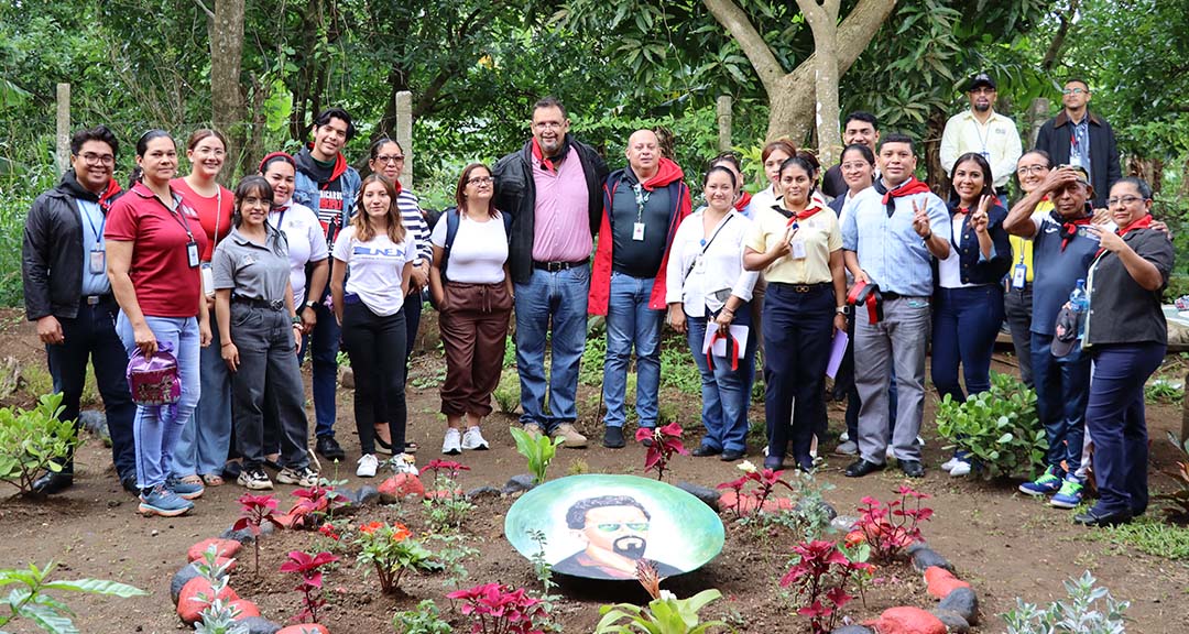 CUR-Carazo inaugura jardín ornamental